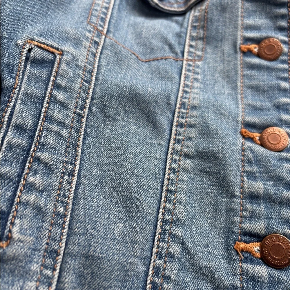 Trendy Old Navy Kid’s Classic Blue Denim Vest | Size 10/12